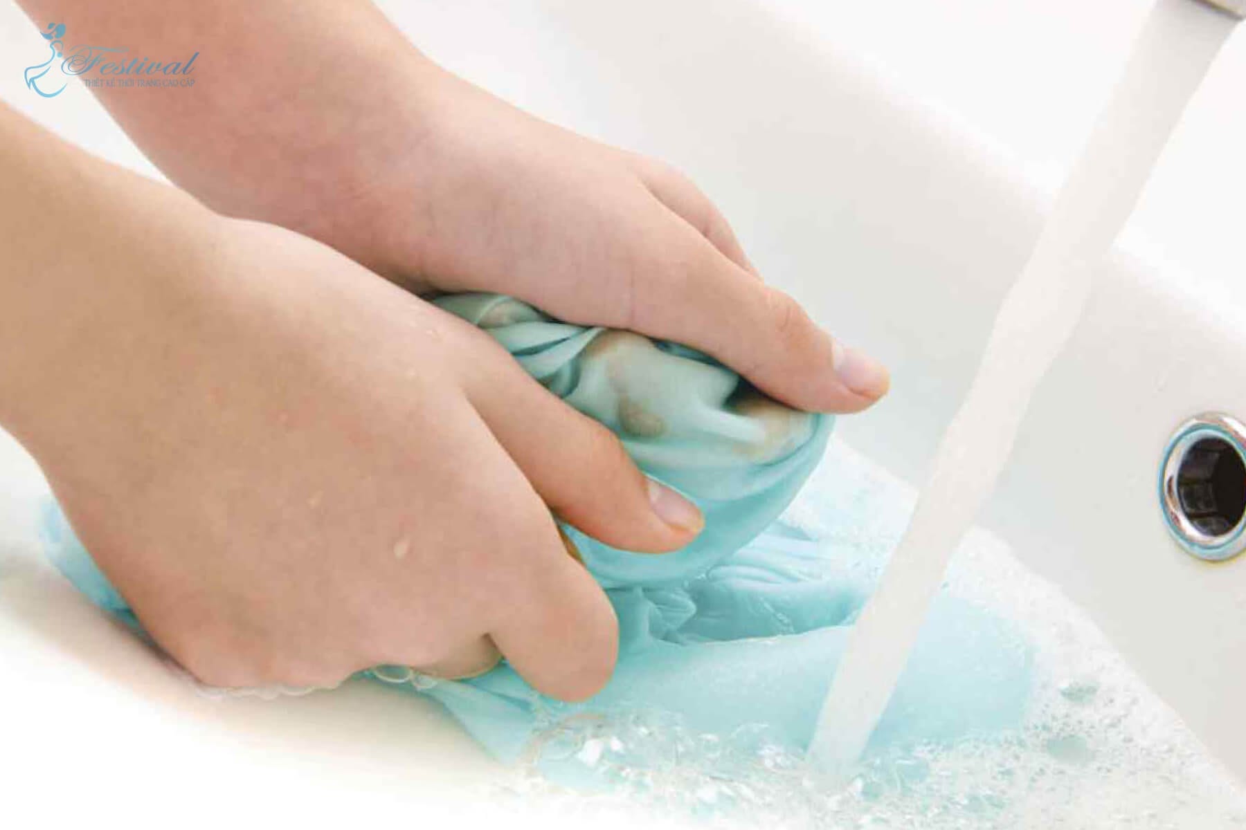 Hướng dẫn giặt vải kate bảo quản đúng cách