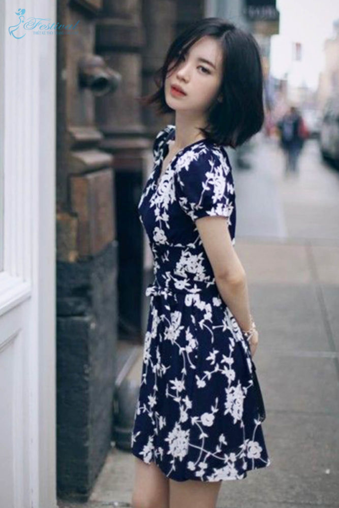 Những kiểu váy hoa khiến nàng công sở lãng mạn trong mùa thu - Ảnh 2