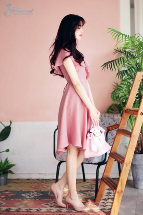 Những kiểu váy hồng nữ tính, ngọt ngào cho phái đẹp - Ảnh 2