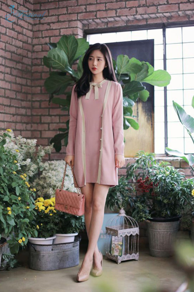 Tận dụng chân váy mùa hè để phối đồ mùa thu - Ảnh 3