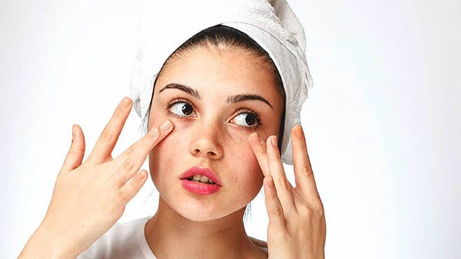 Những cách dưỡng da vùng mắt đúng cách từ thiên nhiên