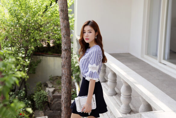 Thời Trang Mùa Hè Áo Khoác Lửng Mặc Với Váy