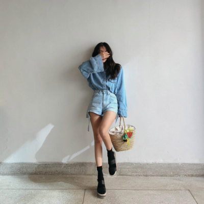 Diện nguyên set denim mà không hề bị lúa nha