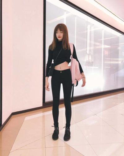 Quyến rũ "chuẩn HD" với set đồ all black nhé