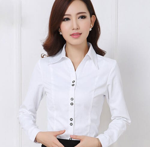 Đây là một kiểu áo sơ mi dáng cơ bản từ công thức cắt áo sơ mi nữ chi tiết trên đây