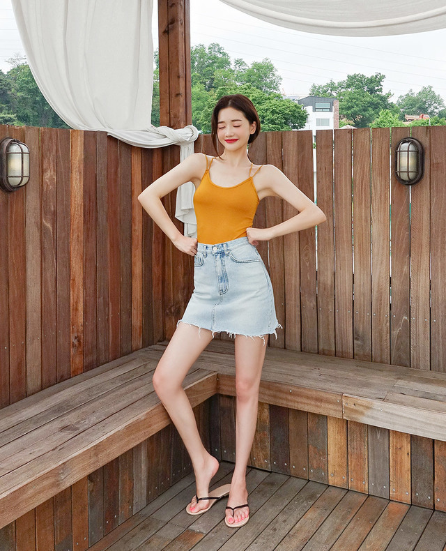 Nếu để ý một chút, các fashionista của chúng ta cũng đang áp dụng các công thức mix-match này trong trang phục thường ngày của họ đấy