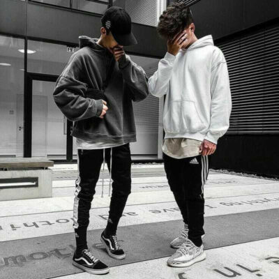 Hoodie có mũ + Quần jogger