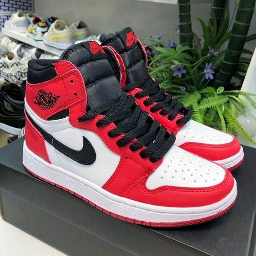 Nike Jordan 1 Retro High Og Chicago (Đỏ Trắng Đen)