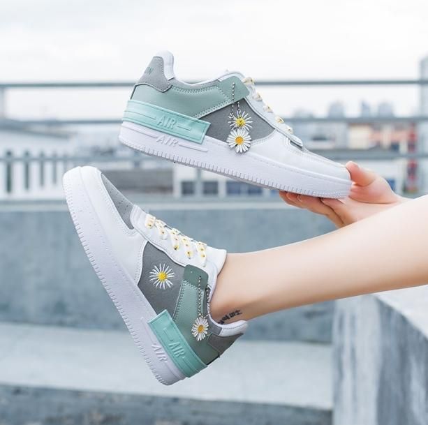 Top #1 các loại giày sneaker 2022 đẹp Hot Trend